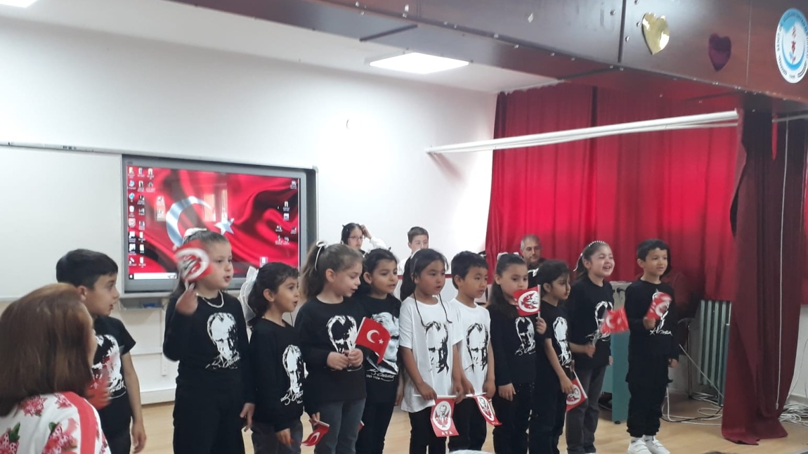 23 NİSAN ULUSAL EGEMENLİK VE ÇOCUK BAYRAMI ÇOŞKUYLA KUTLANDI
